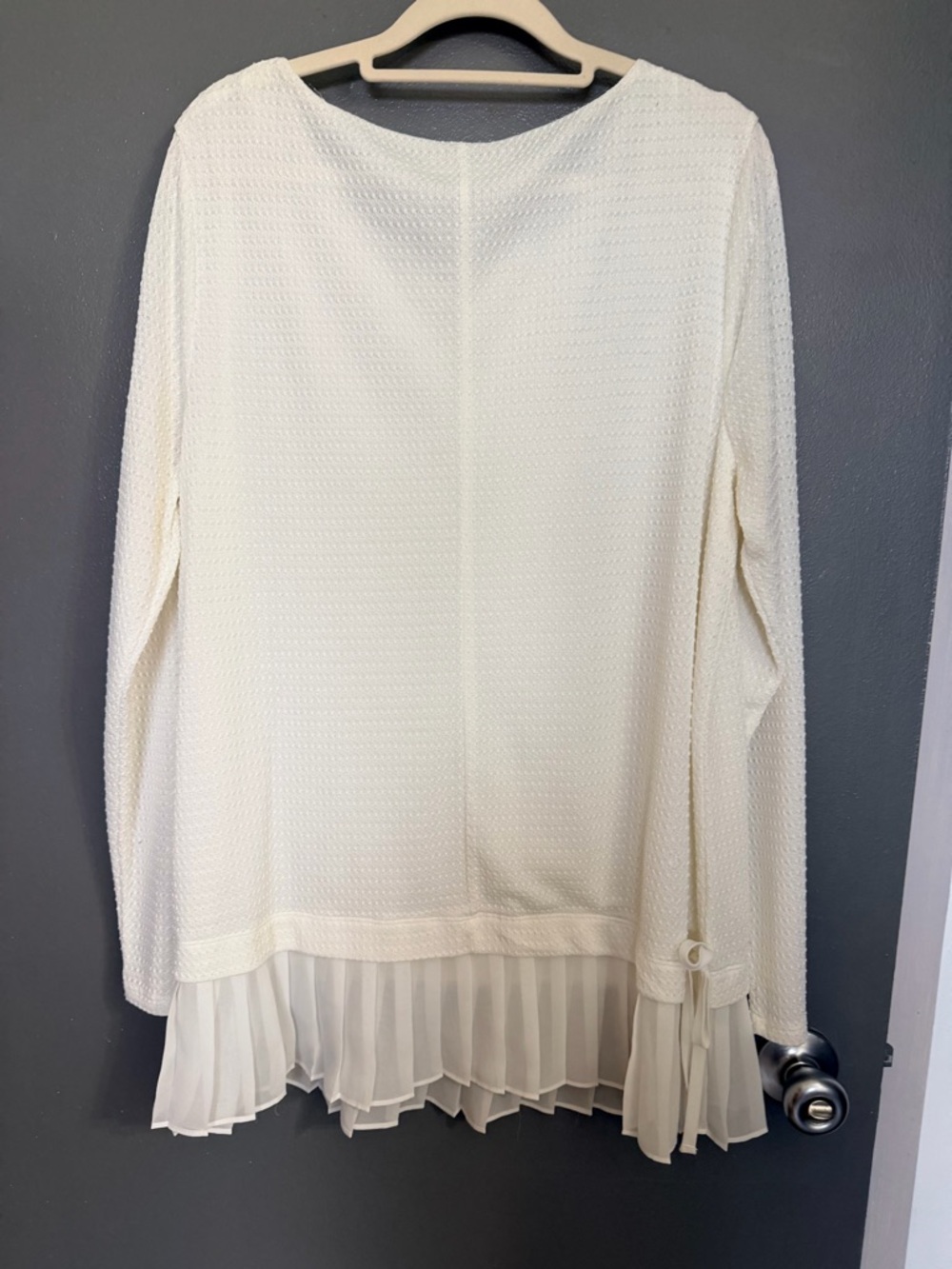 LAUREN CONRAD SIZE Xl Chiffon-Hem White Long Sleeve Top - Picture 2 of 5